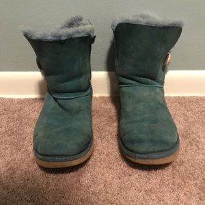 Blue uggs